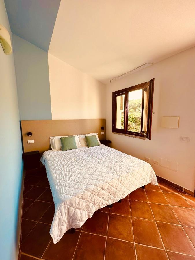 Rocce Rosse Sardinia Aparthotel Isola Rossa Esterno foto